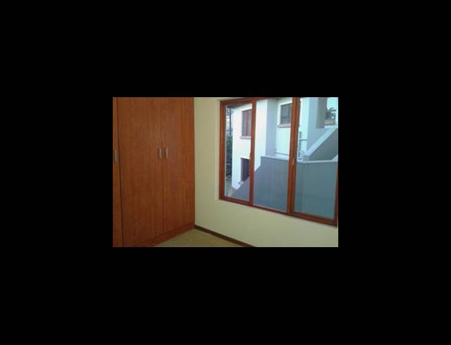 2 BEDROOM TOWNHOUSE FOR SALE IN GLENVISTA